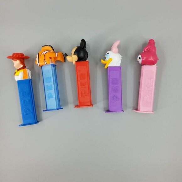 PEZ Lot of Dispenser Star Wars / My Melody / Nemo/ Christmas The Grinch / Jessie - Picture 9 of 9